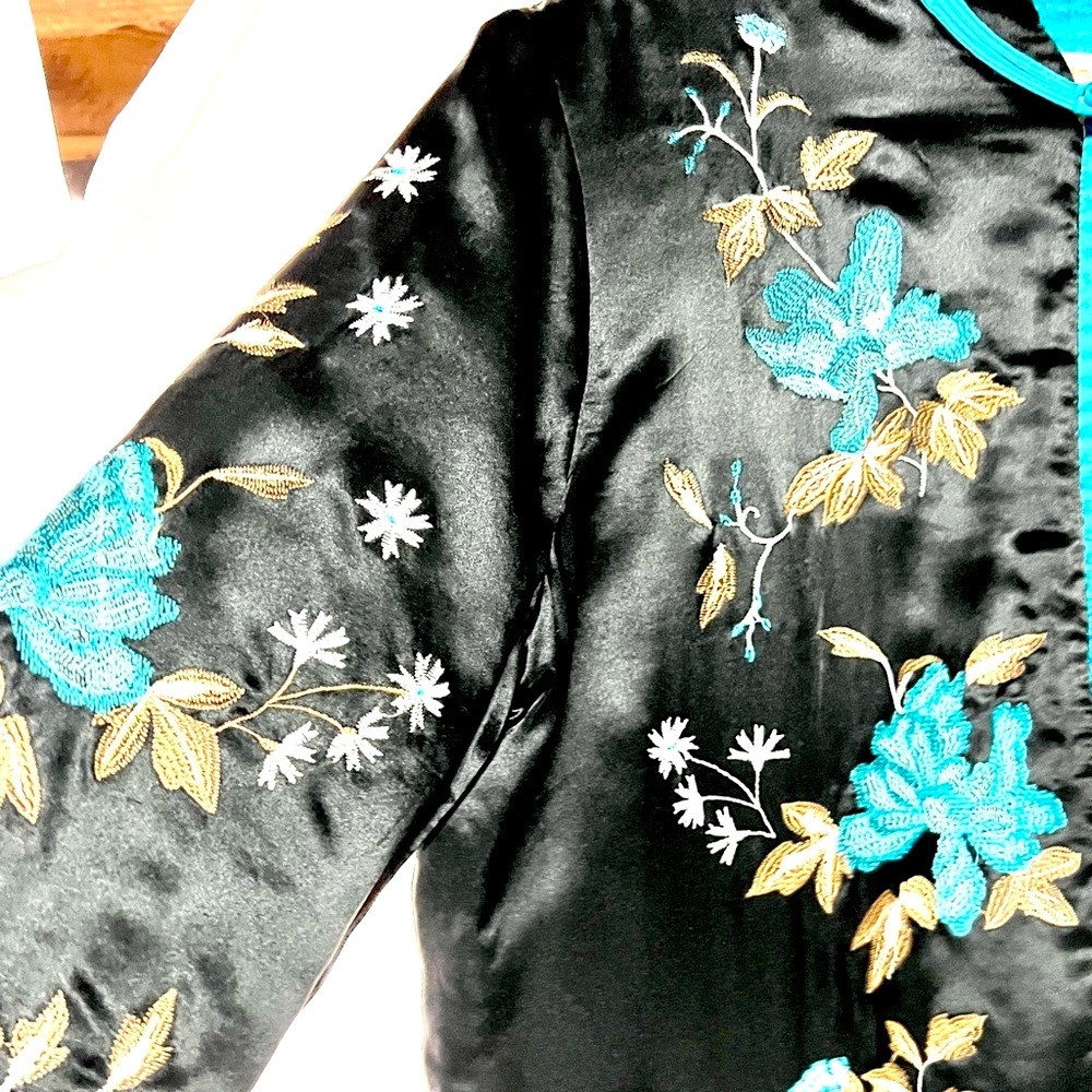 All SILK Vintage Pristine Jacket Embroidered Blazer Coat Smoking - Picture 10 of 12